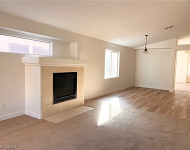 4044 Misty Lilac Court - Photo Thumbnail 9