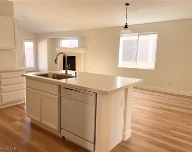 4044 Misty Lilac Court - Photo Thumbnail 11