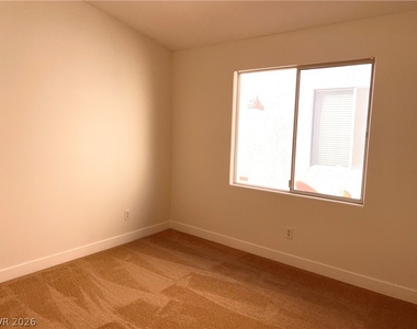 4044 Misty Lilac Court - Photo Thumbnail 18