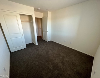 1112 Ruby Sparrow Street - Photo Thumbnail 23