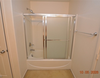 6225 Murphys Windmill Avenue - Photo Thumbnail 14