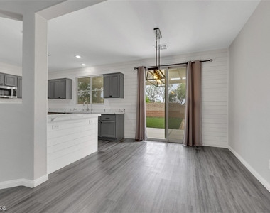 7830 Shingle Beach Street - Photo Thumbnail 2