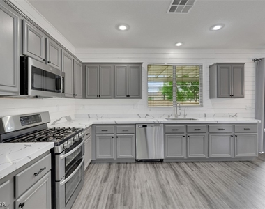 7830 Shingle Beach Street - Photo Thumbnail 5