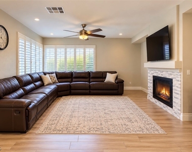 1301 Calle Montery Street - Photo Thumbnail 10
