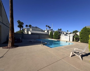 6250 W Flamingo Road - Photo Thumbnail 1
