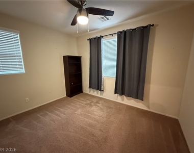 933 Aspen Cliff Drive - Photo Thumbnail 9