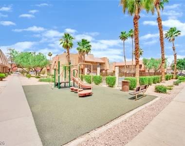 5386 River Glen Drive - Photo Thumbnail 32