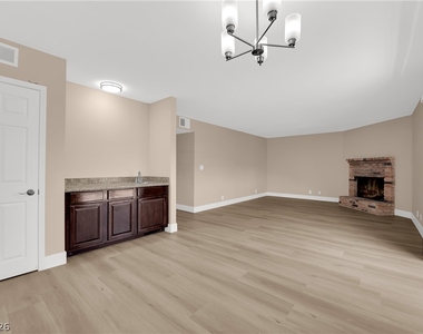 5386 River Glen Drive - Photo Thumbnail 18
