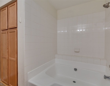 9325 W Desert Inn Road - Photo Thumbnail 30