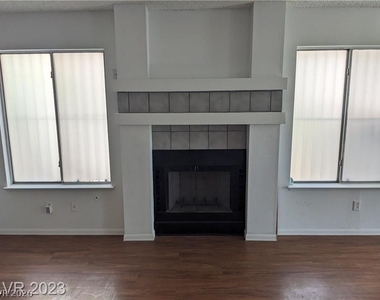 712 Brenner Way - Photo Thumbnail 4