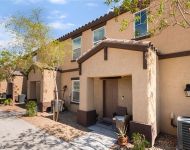 5230 Steep Cliffs Avenue - Photo Thumbnail 2