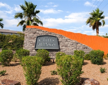 5230 Steep Cliffs Avenue - Photo Thumbnail 34