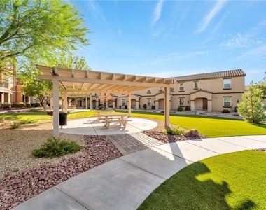 5230 Steep Cliffs Avenue - Photo Thumbnail 44