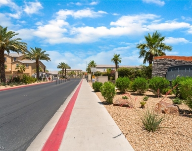 5230 Steep Cliffs Avenue - Photo Thumbnail 37