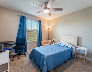 5230 Steep Cliffs Avenue - Photo Thumbnail 28