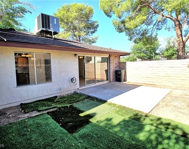 2349 Canfield Drive - Photo Thumbnail 10