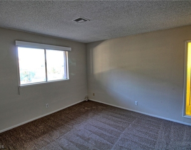 2349 Canfield Drive - Photo Thumbnail 6