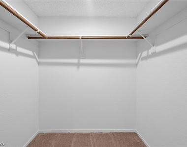 1575 W Warm Springs Road - Photo Thumbnail 18