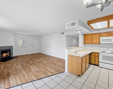 1575 W Warm Springs Road - Photo Thumbnail 3