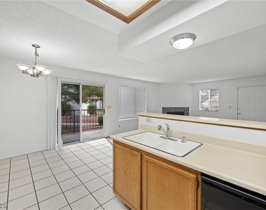 1575 W Warm Springs Road - Photo Thumbnail 11