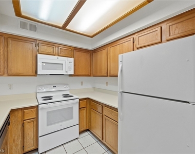 1575 W Warm Springs Road - Photo Thumbnail 8