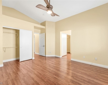 3124 Bayliner Avenue - Photo Thumbnail 16