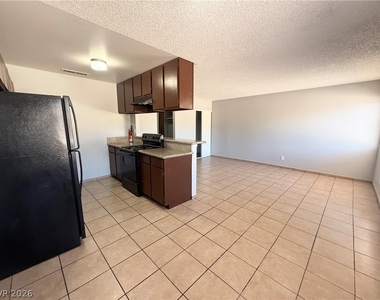 1405 N 22nd Street - Photo Thumbnail 3