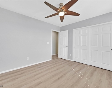 4650 Ranch House Road - Photo Thumbnail 16