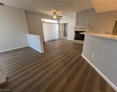 7400 W Flamingo Road - Photo Thumbnail 3