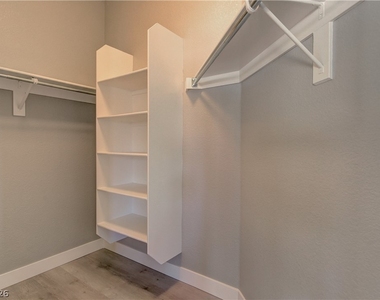 7456 Oatman Lane - Photo Thumbnail 18