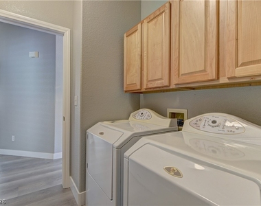 7456 Oatman Lane - Photo Thumbnail 22