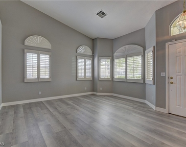 7456 Oatman Lane - Photo Thumbnail 3