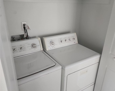 4370 Sanderling Circle - Photo Thumbnail 13