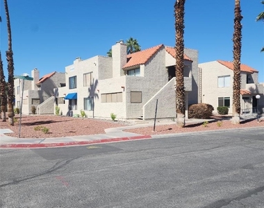 4370 Sanderling Circle - Photo Thumbnail 18