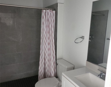 4370 Sanderling Circle - Photo Thumbnail 15