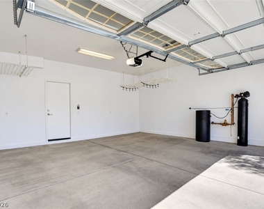6960 Nordalpino Avenue - Photo Thumbnail 5