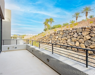 13 Promenade Isle Lane - Photo Thumbnail 28