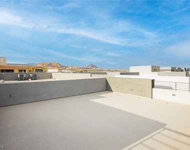 13 Promenade Isle Lane - Photo Thumbnail 50