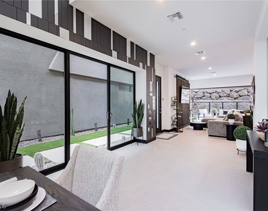 13 Promenade Isle Lane - Photo Thumbnail 11