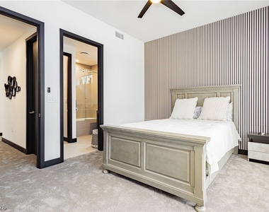13 Promenade Isle Lane - Photo Thumbnail 40