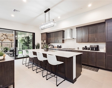 13 Promenade Isle Lane - Photo Thumbnail 3