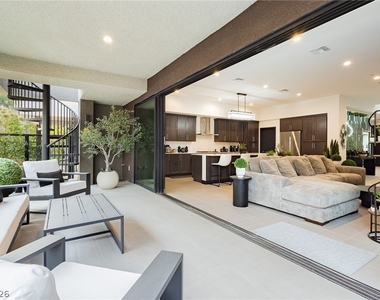 13 Promenade Isle Lane - Photo Thumbnail 14