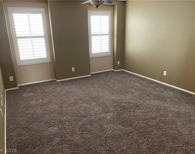 7012 Delta Falls Street - Photo Thumbnail 11