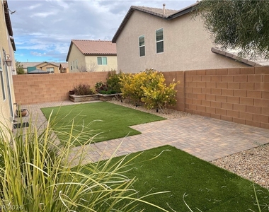 7012 Delta Falls Street - Photo Thumbnail 23