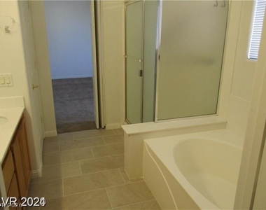 8298 Gilded Crown Court - Photo Thumbnail 10