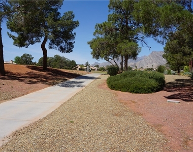 9341 Villa Ridge Drive - Photo Thumbnail 36