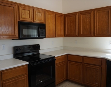 9341 Villa Ridge Drive - Photo Thumbnail 7