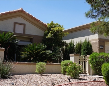 9341 Villa Ridge Drive - Photo Thumbnail 1
