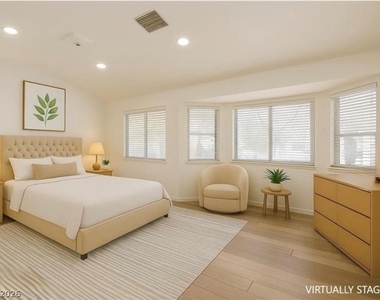 8404 Shore Breeze Drive - Photo Thumbnail 17