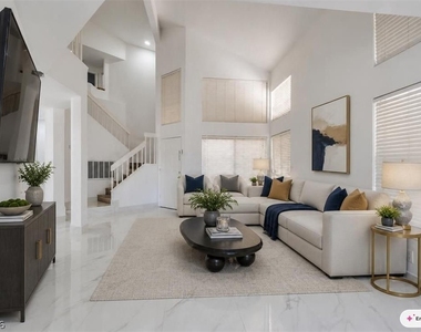 8404 Shore Breeze Drive - Photo Thumbnail 1